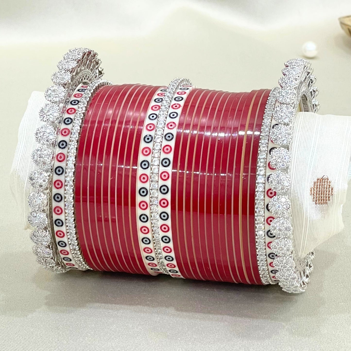 Pure Pearl Exquisite Diamond Dark Red Chooda