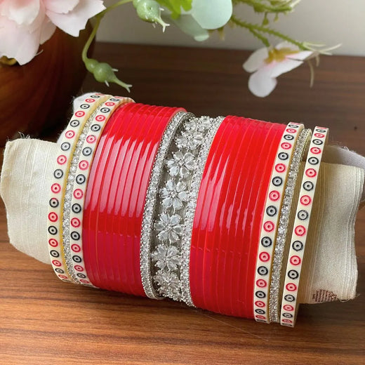 Miraaya Pearl Chooda