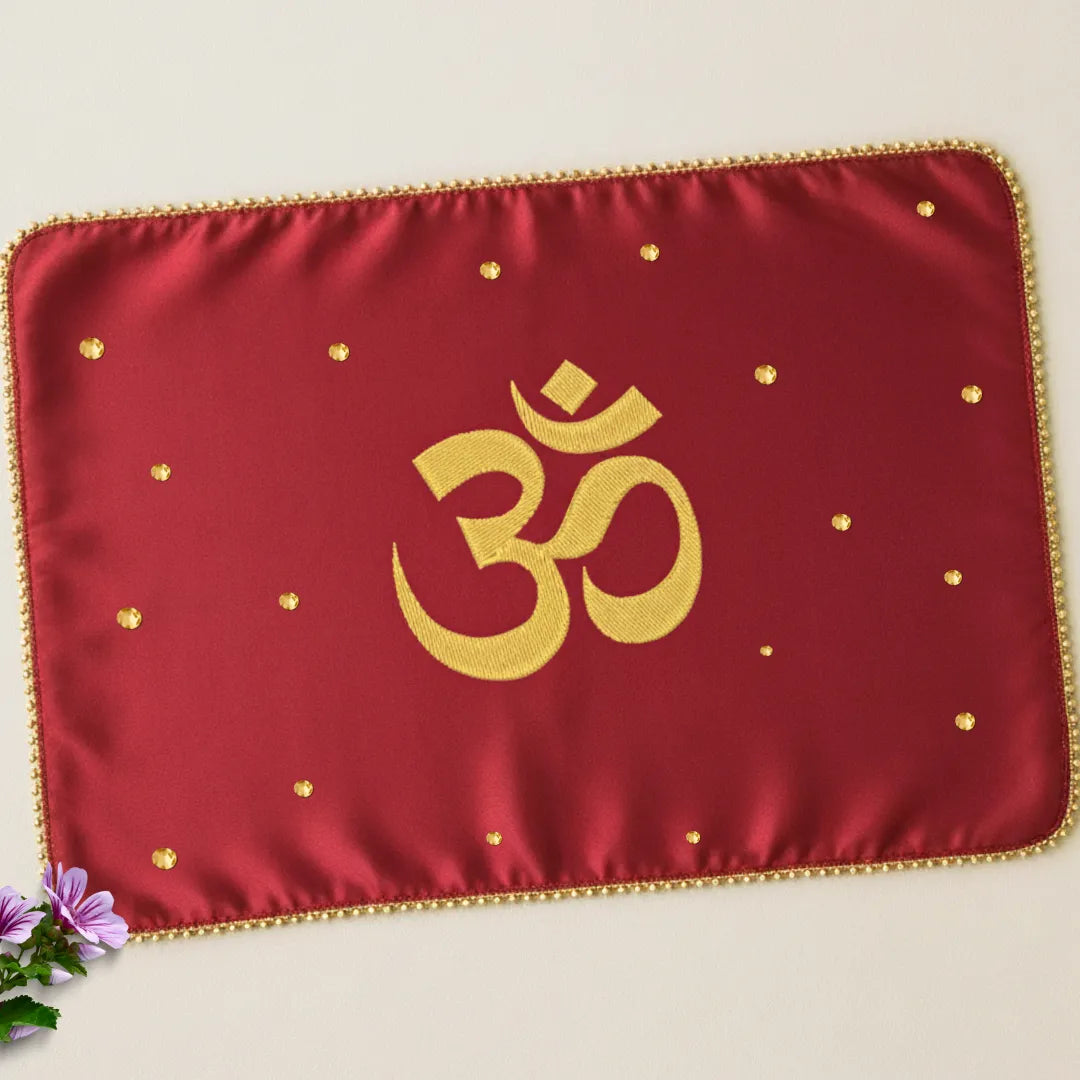 Red Om Motif Mehendi Mat