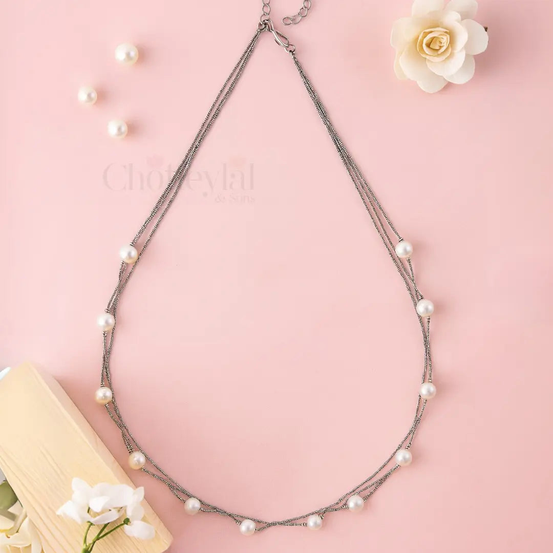 Multi-Layered Chic Pearl Necklace