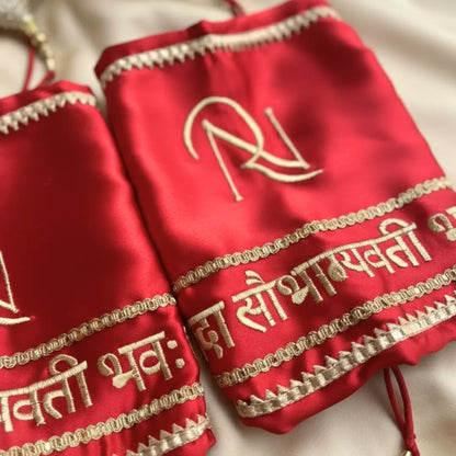 Classic Sada Saubhagywati Bhav Red Chooda Cover – Logo | Chotteylal and Sons