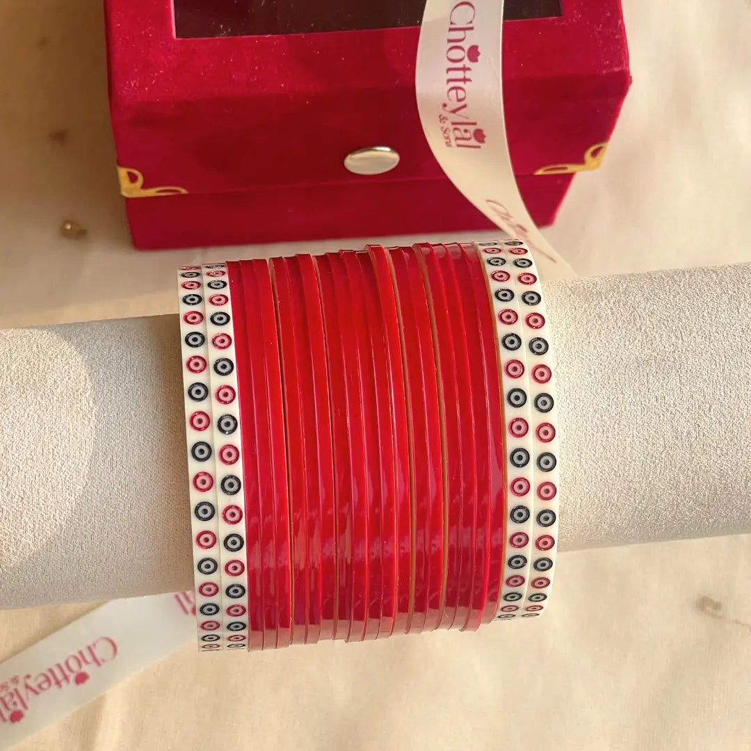 Pure Pearl Classic Heritage Diamond Maroon Chooda Set of 21