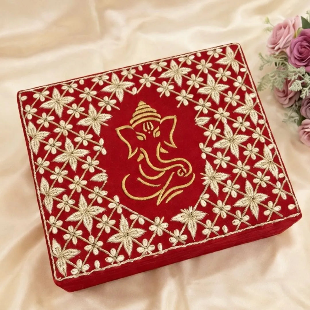 Ganesh Ji Motif Chooda Box for Auspicious Ceremonies