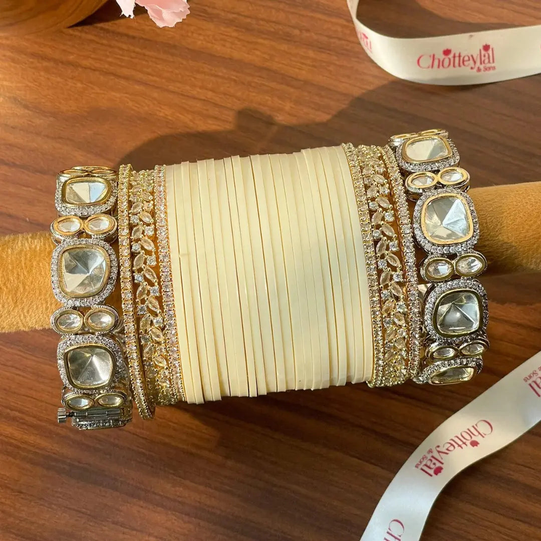 Semi Pearl Ivory Chooda Set of 21