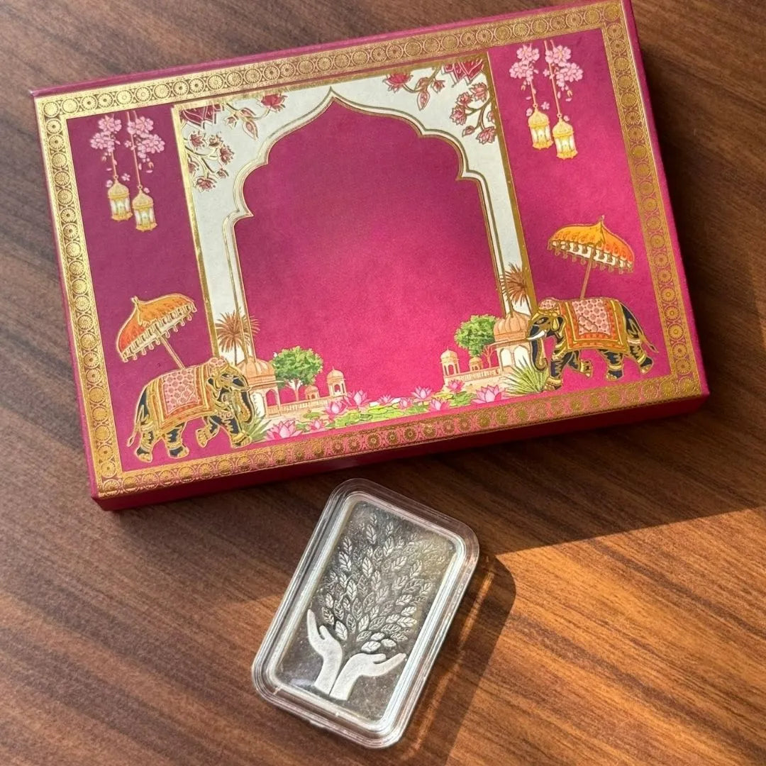 Premium 999 Pure Silver 5g Leaf in Hand Bar