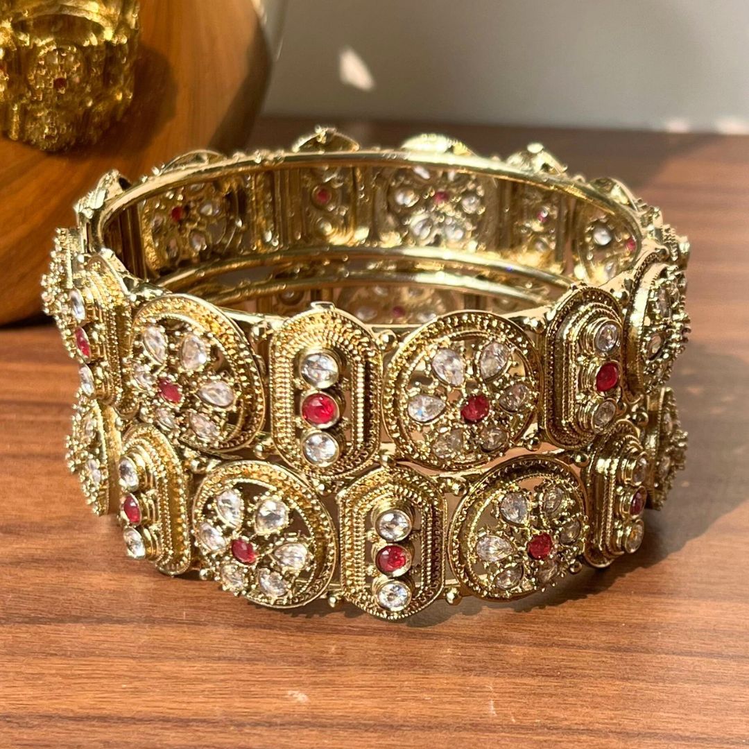 Ruby Floral Antique Kadas