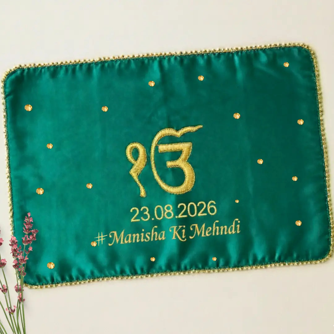 Green Ik Onkar Motif Mehendi Mat With 2 Line Text