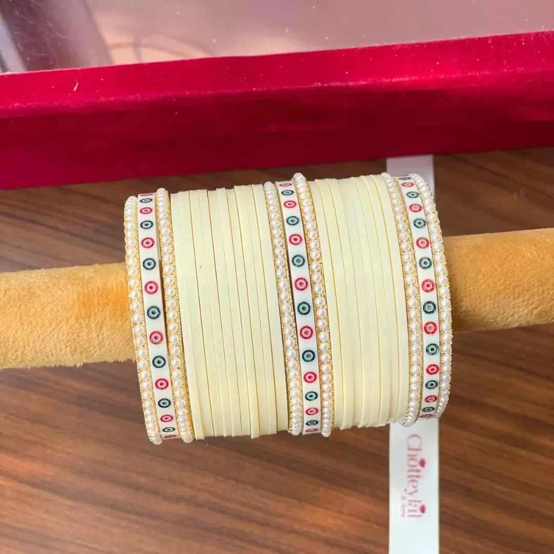 Semi Pearl Ivory Chooda Set of 21