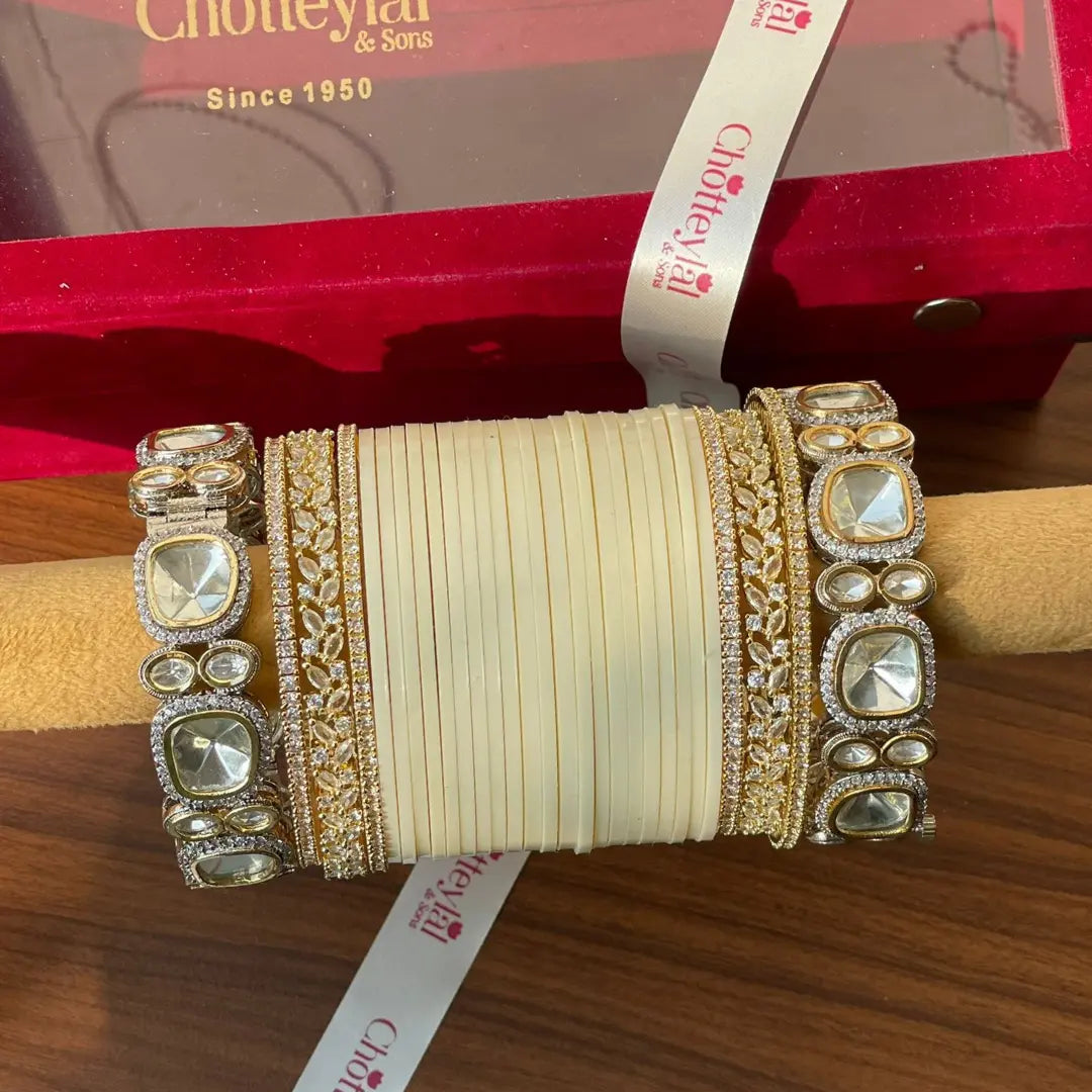 Semi Pearl Ivory Chooda Set of 21