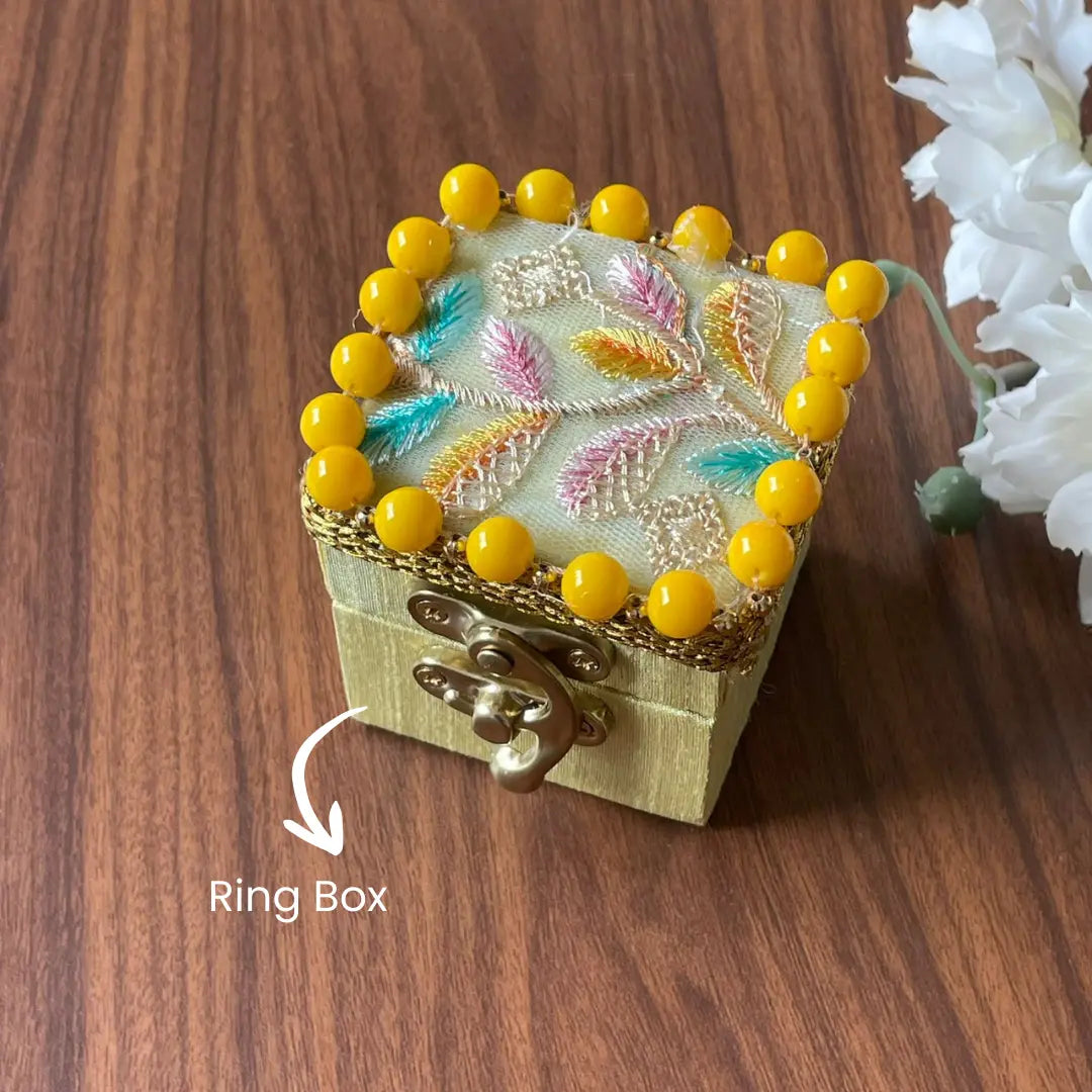 Premium Royal Yellow Shagun Tray Set