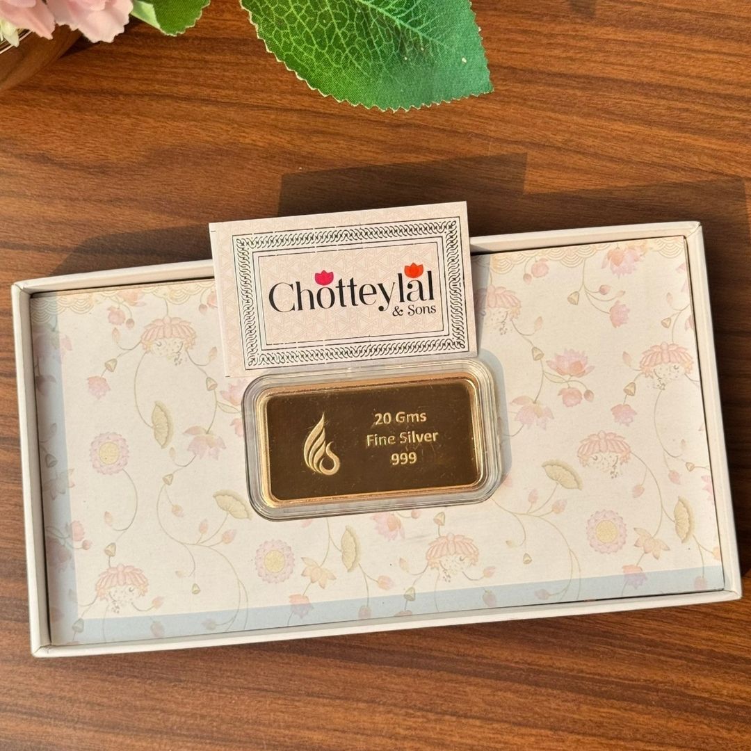 Aashirwaad Baraati Design, Rose Gold Finish, Dollar Shape, 20 gm, 999 Silver Coin Box Set – Ready to Ship