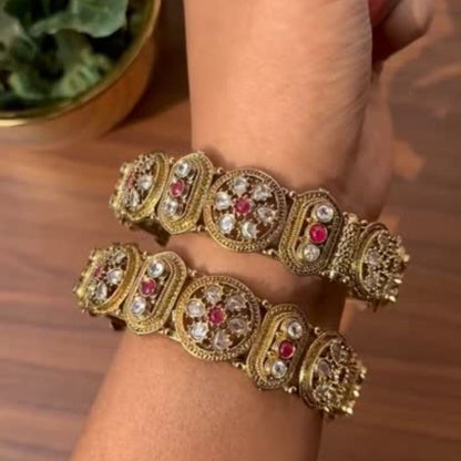 Ruby Floral Antique Kadas