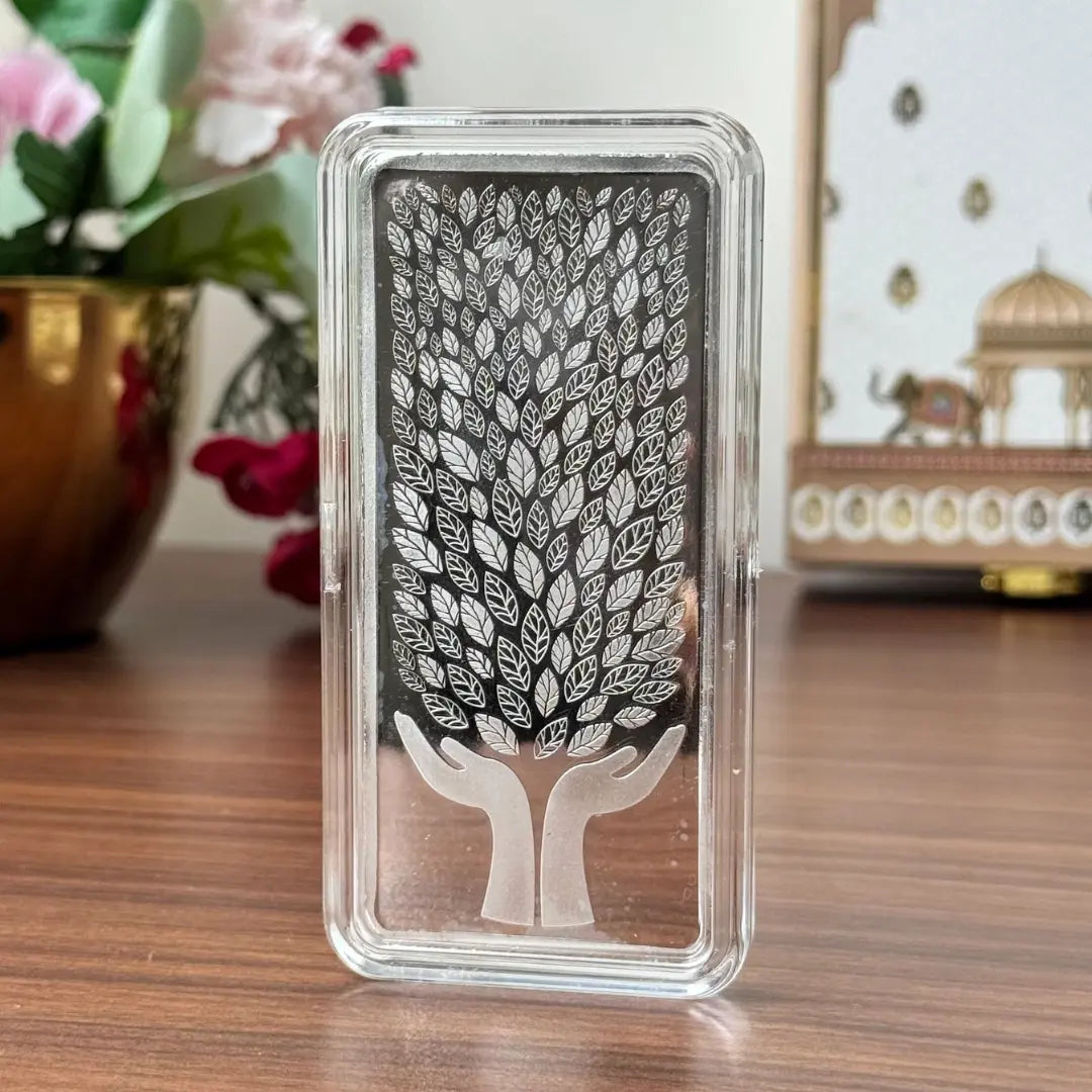 Leaf In Hand, Silver Finish, Bar Shape, 500 GM, 999 Purity Silver Coin – Ready To Ship