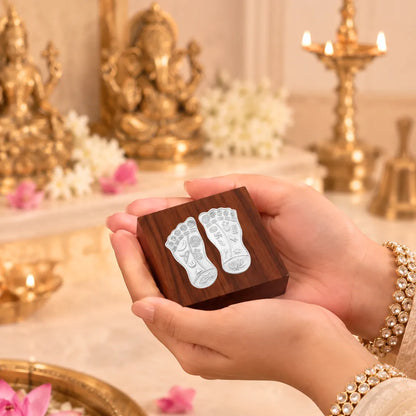 Lakshmi Charan Wooden Base, Single (Approx. 4 g) Silver