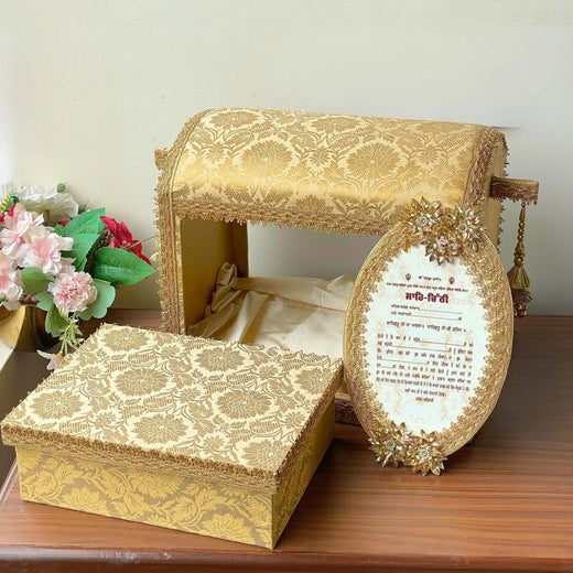 Palki/Doli Style Musical Golden Sahe Chithhi Set in Punjabi - Ships Immediately