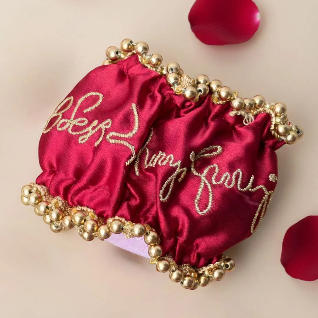 Guruji Blessings Always Premium Magenta Gaana Cover with Traditional Gaana