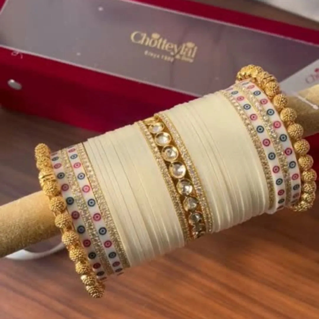 Traditional Ivory Chooda for Regal Wedding Look