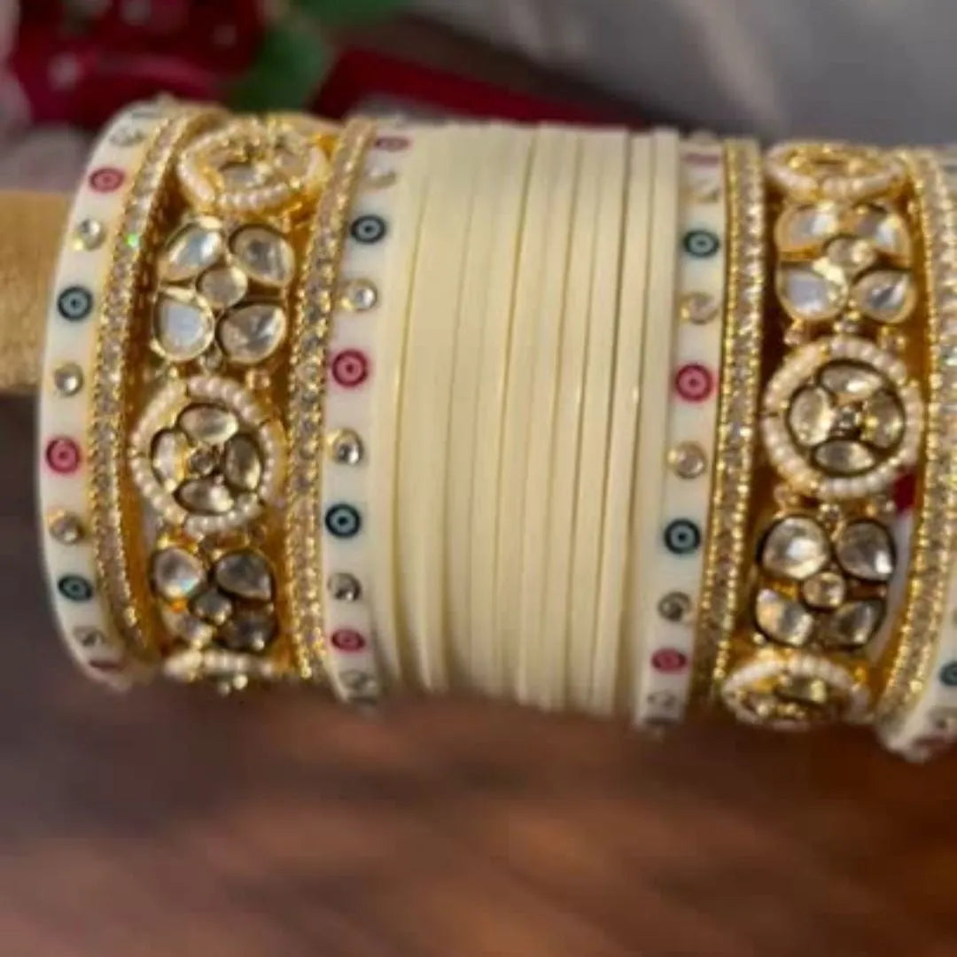 Traditional Ivory Chooda for a Regal Wedding Look